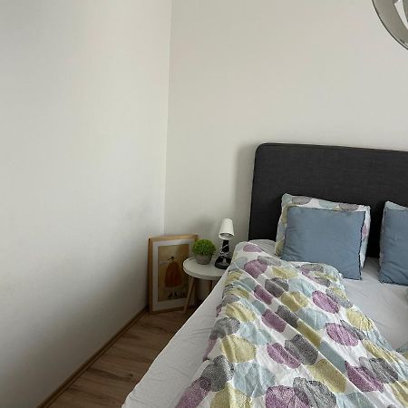 Apartman "Dunaj" Private Parking - Klimatizacia Samorin Luaran gambar