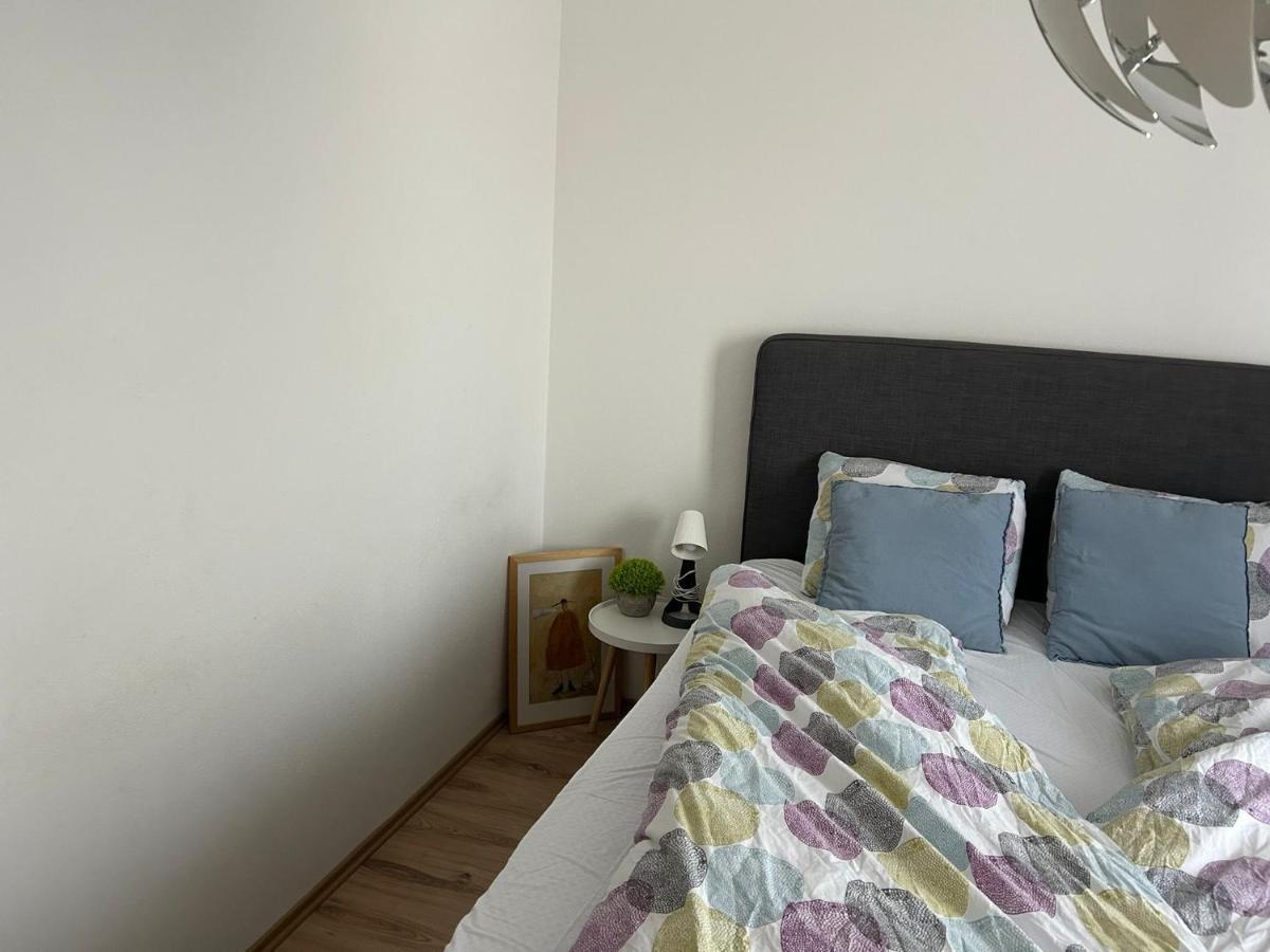 Apartman "Dunaj" Private Parking - Klimatizacia Samorin Luaran gambar